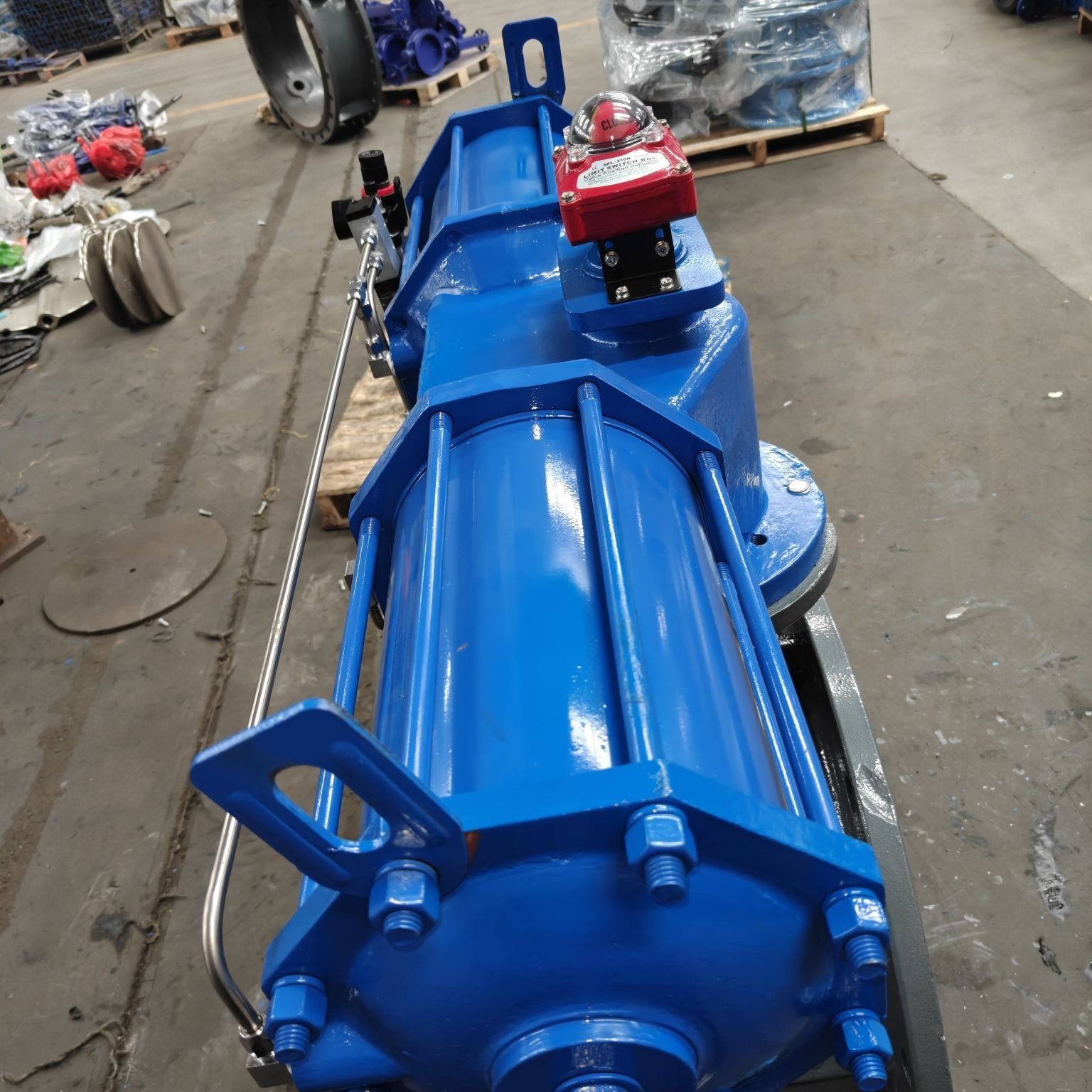 Blue double-acting pneumatic actuator side view